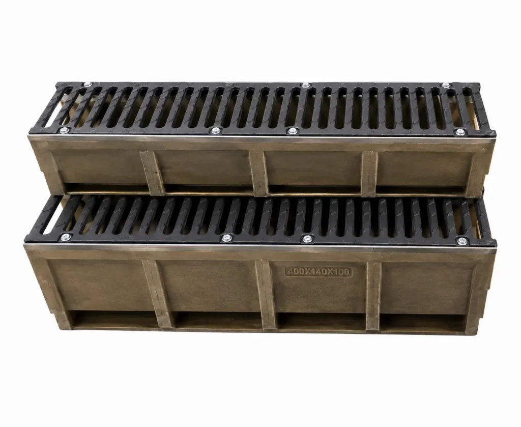 Caniveaux polymères à grille en fonte